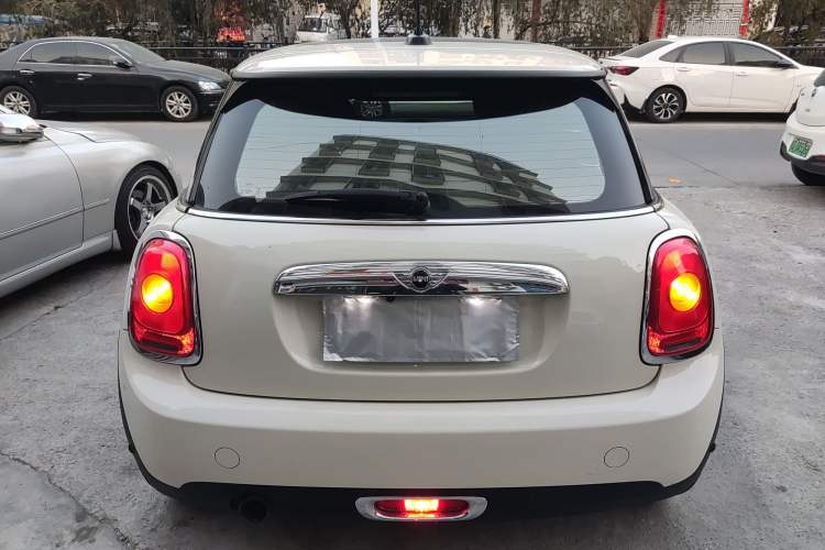 Used  MINI 2014 1.2T ONE+
