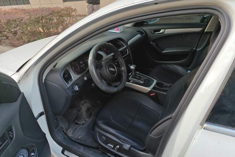 Used Audi A4L 2015 35 TFSI Automatic Standard Model
