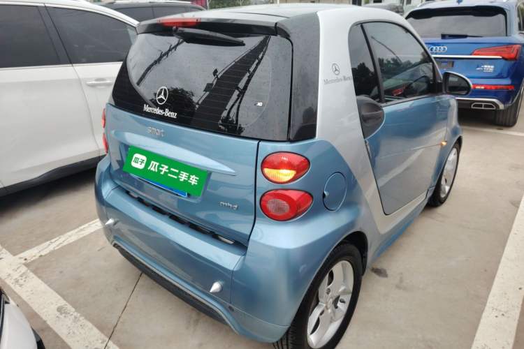Used  fortwo 2014 1.0 MHD Hardtop City Lightwave Passion Edition
