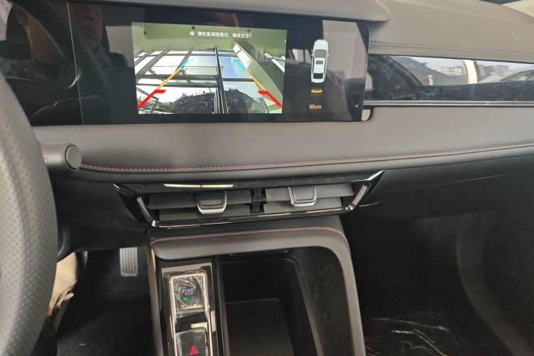 Used Roewe i5 2026 Model 1.5L CVT Luxury Version