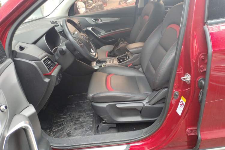 Used Changan CS55 2018 1.5T Automatic Colorful Edition China V Standard
