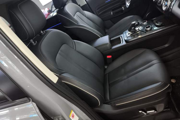 Used Tank 300 2023 City Edition 2.0T—Stylish as Ever