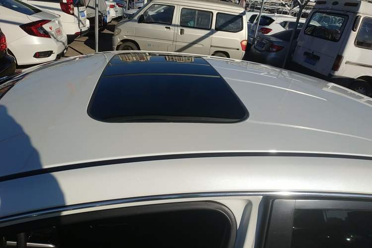 Used Nissan Sylphy 2019 1.6XV CVT Smart Connect Luxury Edition China VI Standard