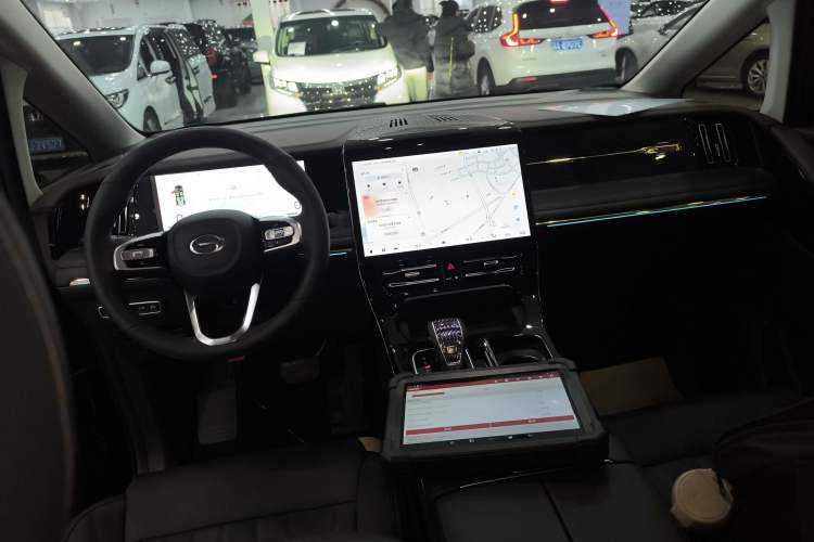 Used GAC Trumpchi M8 2024 Master Series Super Hybrid Edition
