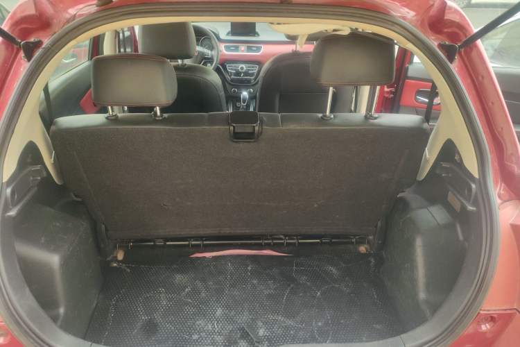 Used Haval H1 2015 1.5L AMT Luxury Model
