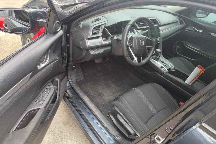 Used Honda Civic 2016 220TURBO CVT Luxury Edition