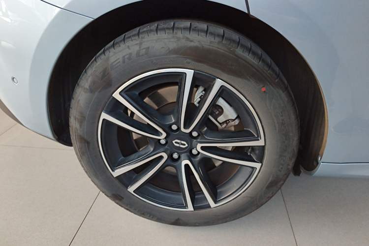 Used Hima AITO M5 2024 Extended-Range Max Rear-Wheel Drive Advanced Intelligent Driving Version