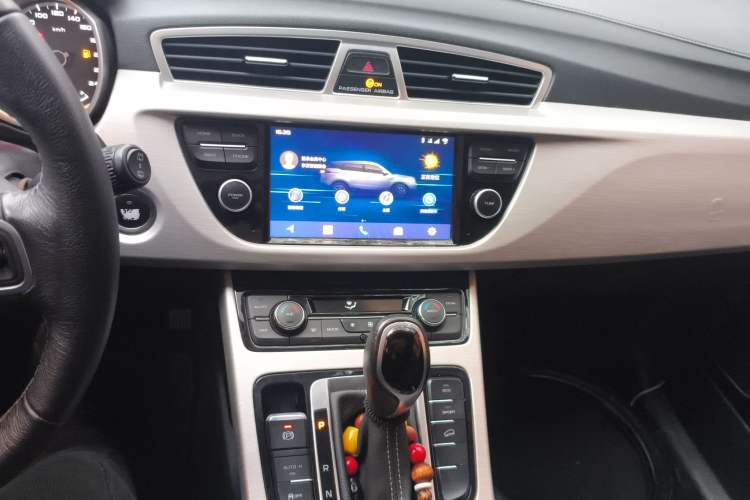 Used Geely Auto Emgrand X7 Sport 2018 1.8TD Automatic Two-Wheel Drive Zhiya Model
