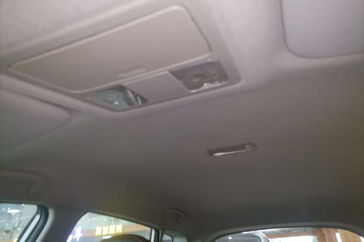 Used Nissan Tiida 2014 1.6L CVT Comfort Model