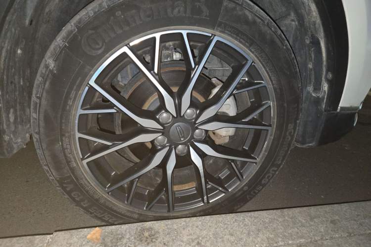 TDK.VehicleDetails.img