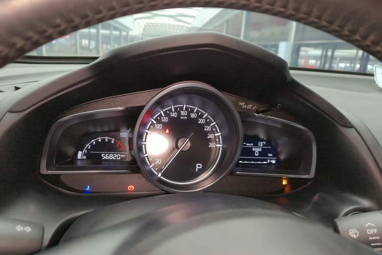 Used Mazda CX-4 2020 2.5L Automatic 4x4 Sky Blue Passion Edition
