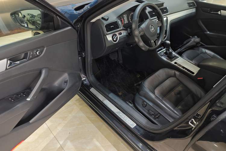 Used Volkswagen Passat 2015 1.4TSI DSG Prestige Edition
