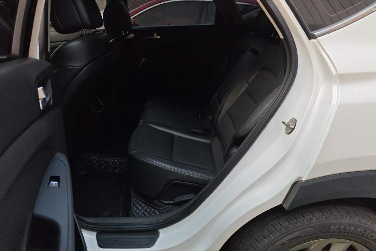 Used Hyundai Tucson 2015 1.6T Dual-Clutch Two-Wheel-Drive Smart Model
