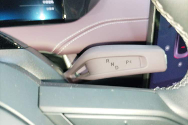 Used Xiaomi Auto SU7 2024 Rear-Drive Long-Range Intelligent Driving Version
