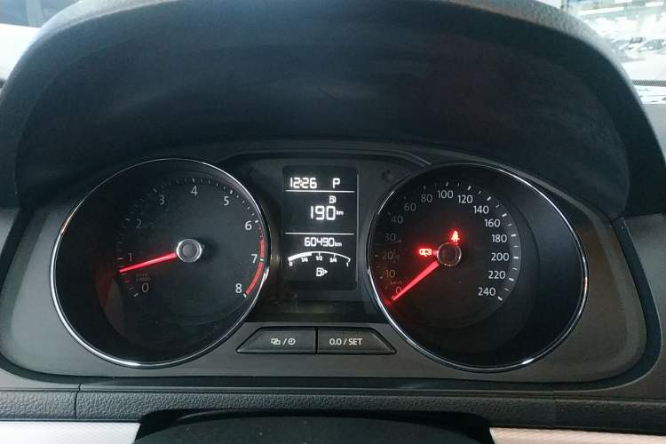 Used Volkswagen Gran Lavida 2017 1.6L Automatic Comfort Edition
