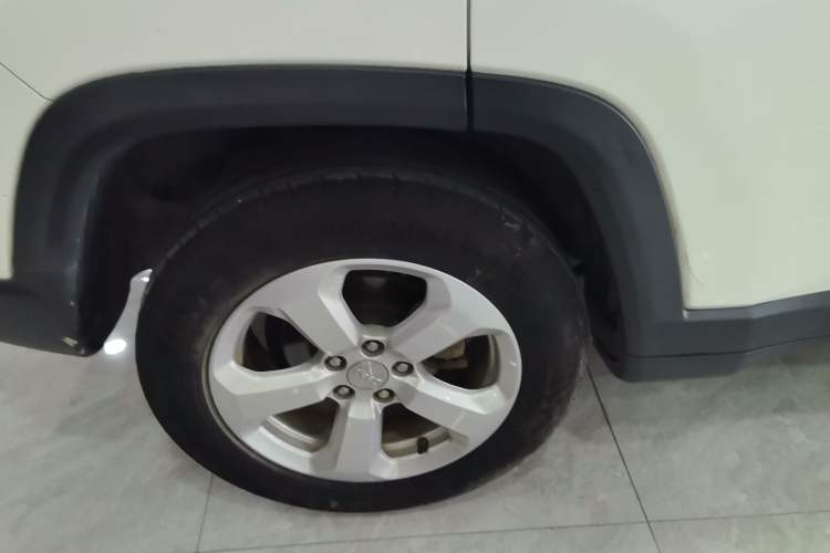 Used  Compass 2017 200T Automatic Family Edition
