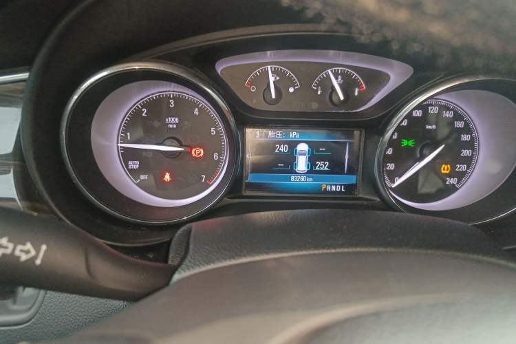 Used Buick Envision 2018 20T Two-Wheel-Drive Elite Model
