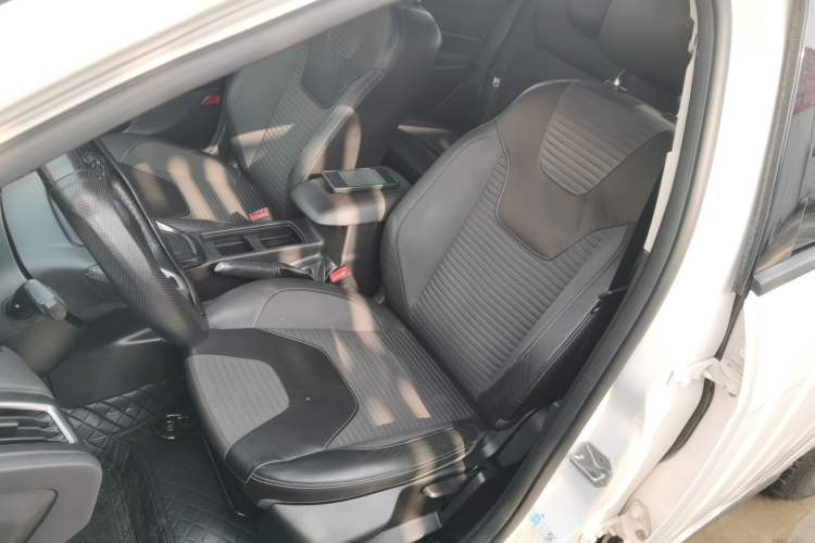 Used Ford Focus 2015 Sedan 1.6L Automatic Trend Model
