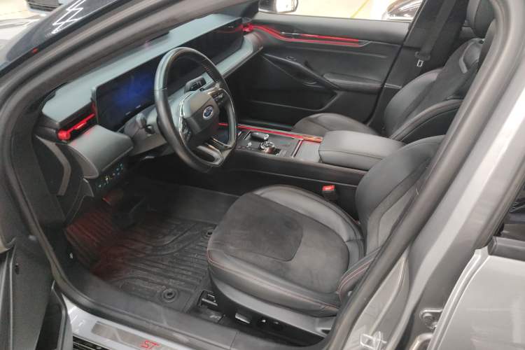 Used Ford Mondeo 2022 Facelift EcoBoost 245 ST-Line
