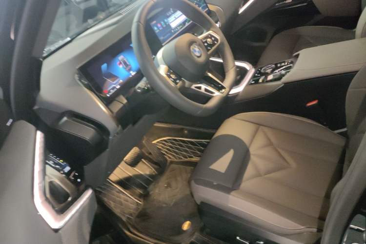 Used BMW X3 2025 xDrive30L Leading Model M Sport Package
