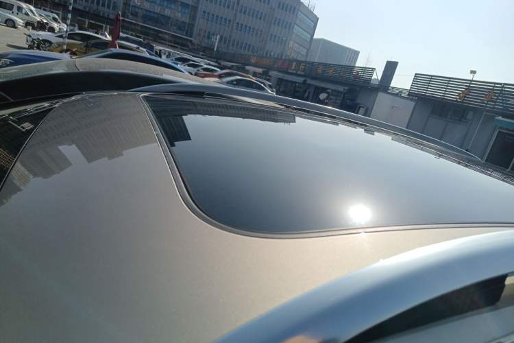 Used Volkswagen Golf Sportsvan 2018 230TSI Automatic Trend Edition
