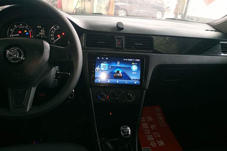 Used Skoda Rapid Spaceback 2016 Revised Version 1.4L Manual Front-Drive Edition