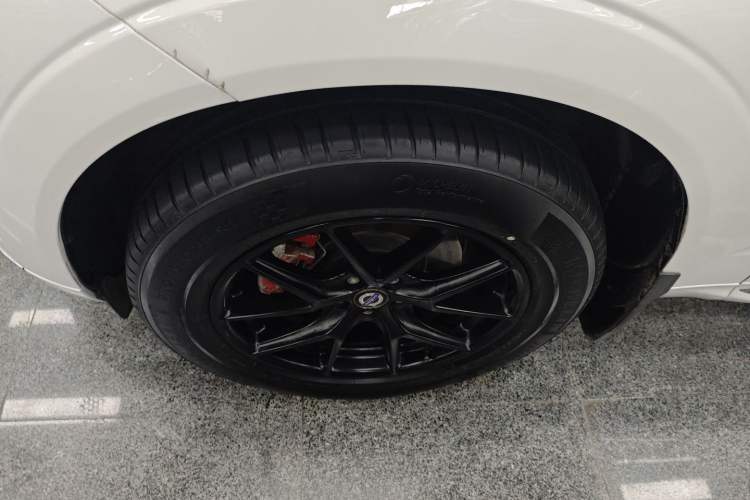 Used Volvo XC60 2022 B5 4x4 Zhiyi Luxury Edition
