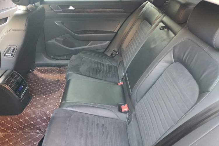 Used Volkswagen Magotan 2017 330TSI DSG Luxury Model
