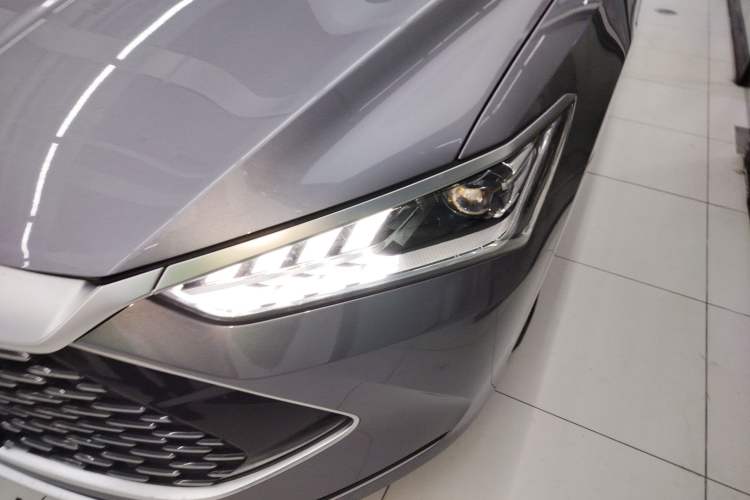 Used BYD Qin PLUS 2024 HONOR Edition DM-i 55KM Leading Model
