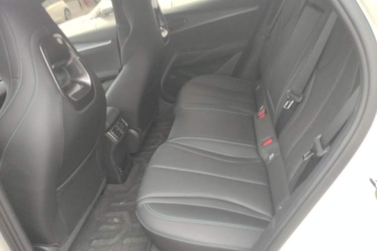 Used BYD Seal 06 New Energy 2025 DM-i Smart Drive 120KM Deluxe Model