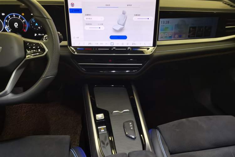 Used Volkswagen Passat 2025 Pro 380TSI Starry Dragon Edition