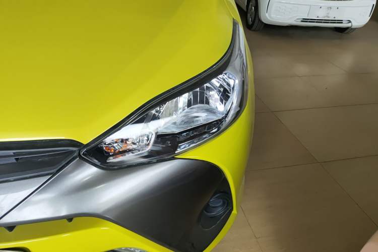 TDK.VehicleDetails.img