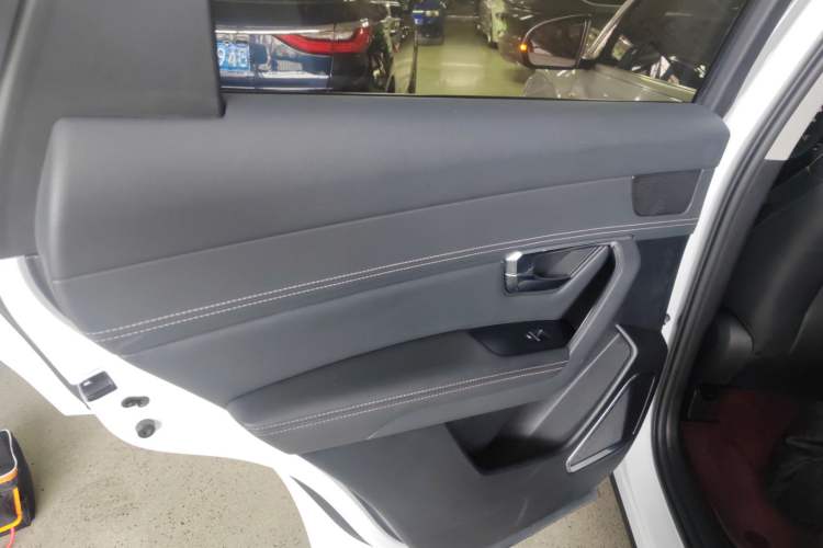 Used BYD Song Pro 2019 1.5T Automatic Prestige Model
