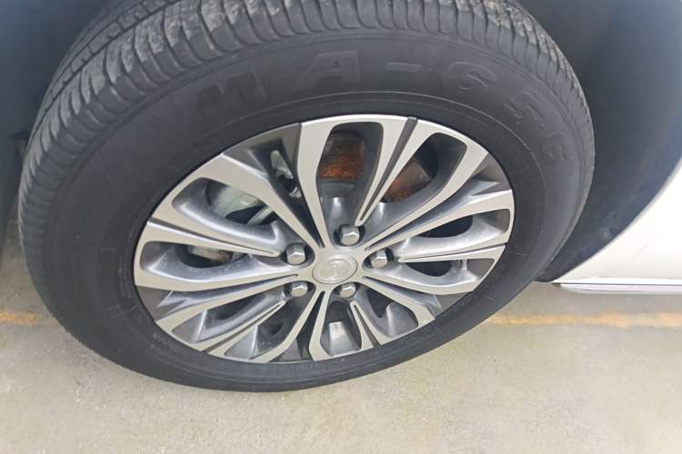 Used Buick GL8 2023 Land Executive Class Smart Enjoyment Model
