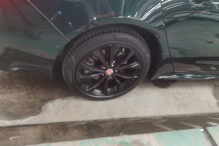 Used Jaguar XFL 2021 XFL 2.0T P250 All-Wheel-Drive Shimmering Black Sport Edition
