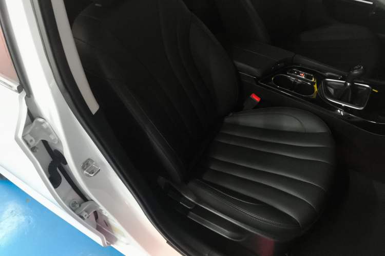 Used BAIC Beijing U7 2019 1.5T Manual Elite Edition China VI
