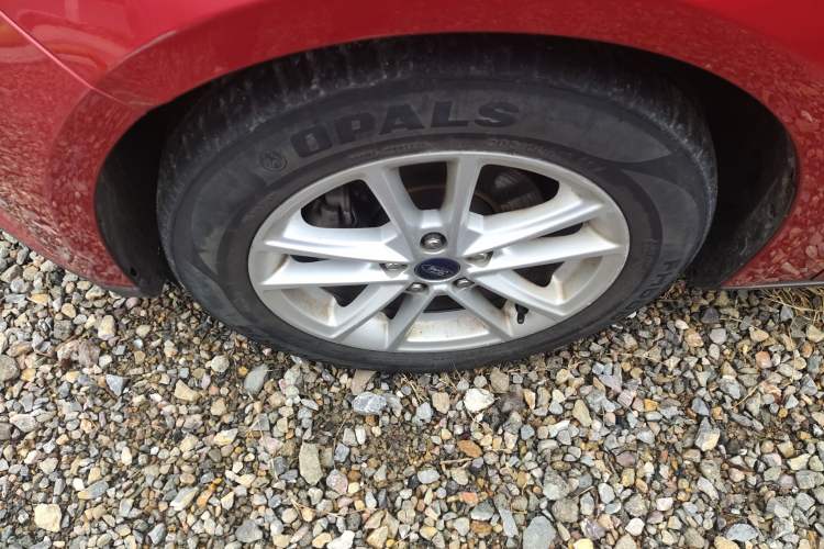 Used Ford Focus 2015 Sedan 1.6L Automatic Trend Model
