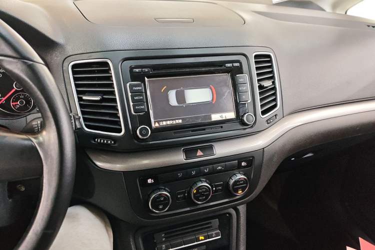 Used Volkswagen Sharan 2014 2.0 TSI Standard Model