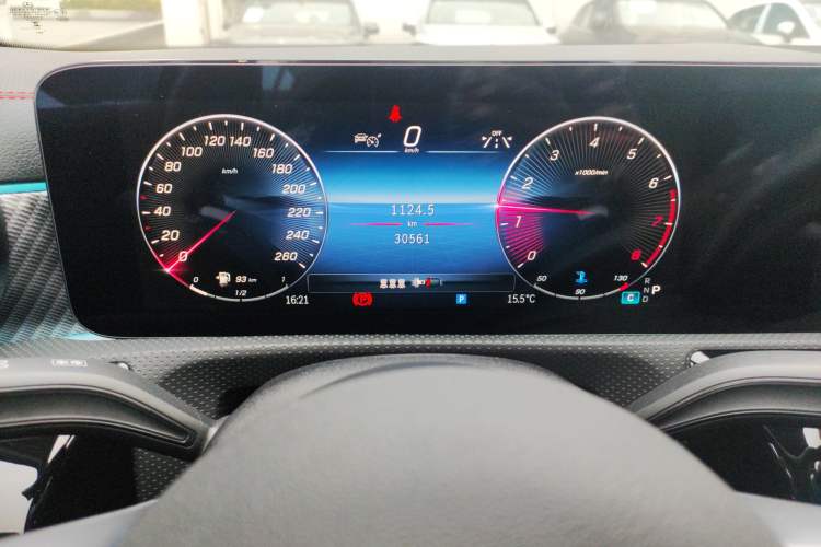 Used Mercedes-Benz A-Class 2022 Revised Version A 200 L Sport Sedan Fashionable Style
