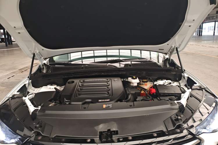 Used Buick Envision 2022 Encore S 552T Two-Wheel-Drive Luxury Model
