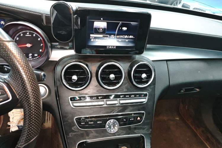 Used Mercedes-Benz C-Class 2015 C 200 L Sport Edition