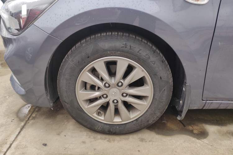 Used Hyundai Celesta 2017 1.6L Automatic Enjoyment Version GLS