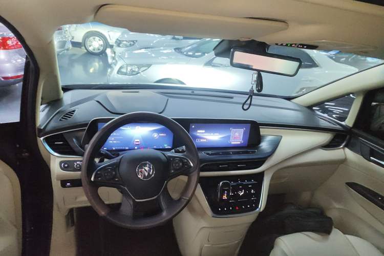 Used Buick GL8 2023 ES Lu Zun Deluxe Model
