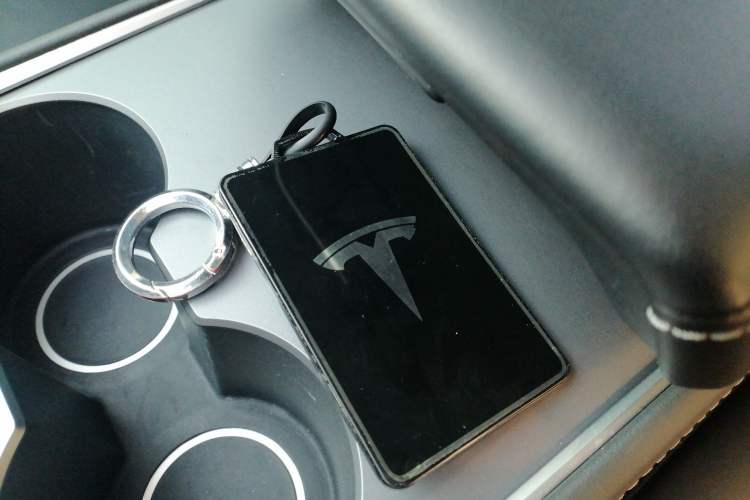 Used Tesla Model Y 2024 Rear-Wheel-Drive Version