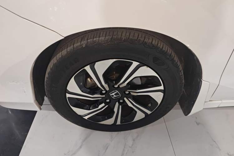 Used Honda Crider 2017 1.8L CVT Luxury Special Edition
