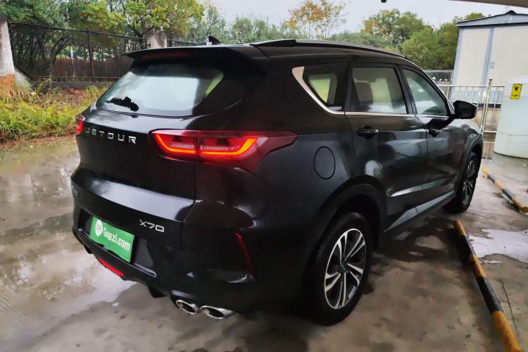 Used Jetour X70 2024 1.5T DCT Enjoyment Edition 5 Seats
