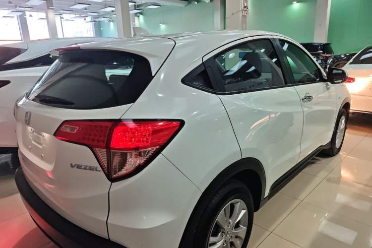 Used Honda Vezel 2017 1.8L CVT 2WD Elite Model
