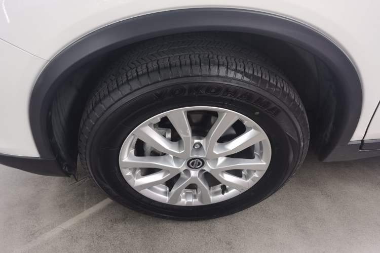 Used Nissan X-Trail 2022 Revised Version 2.0L Two-Wheel Drive Smart Connect & Comfort Edition
