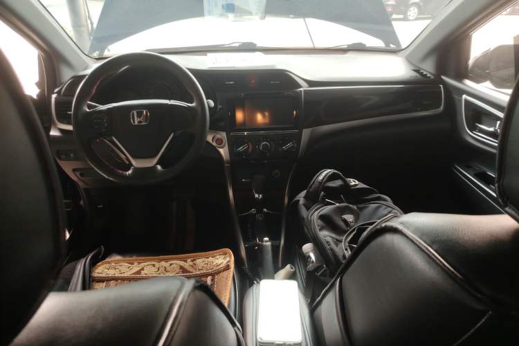 Used Honda Crider 2015 1.8L Automatic Luxury Edition