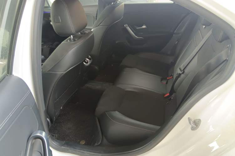 Used Mercedes-Benz A-Class 2021 A 200 L Sport Sedan Fashion Model
